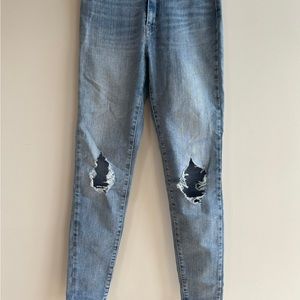 Levi’s Mile High Super Skinny